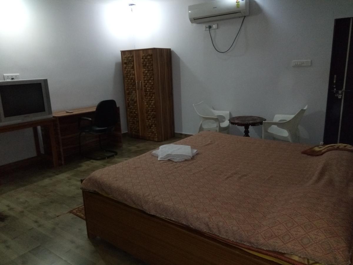 Grand Celebration Resort Rāipur Екстериор снимка